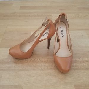 GUESS high heels